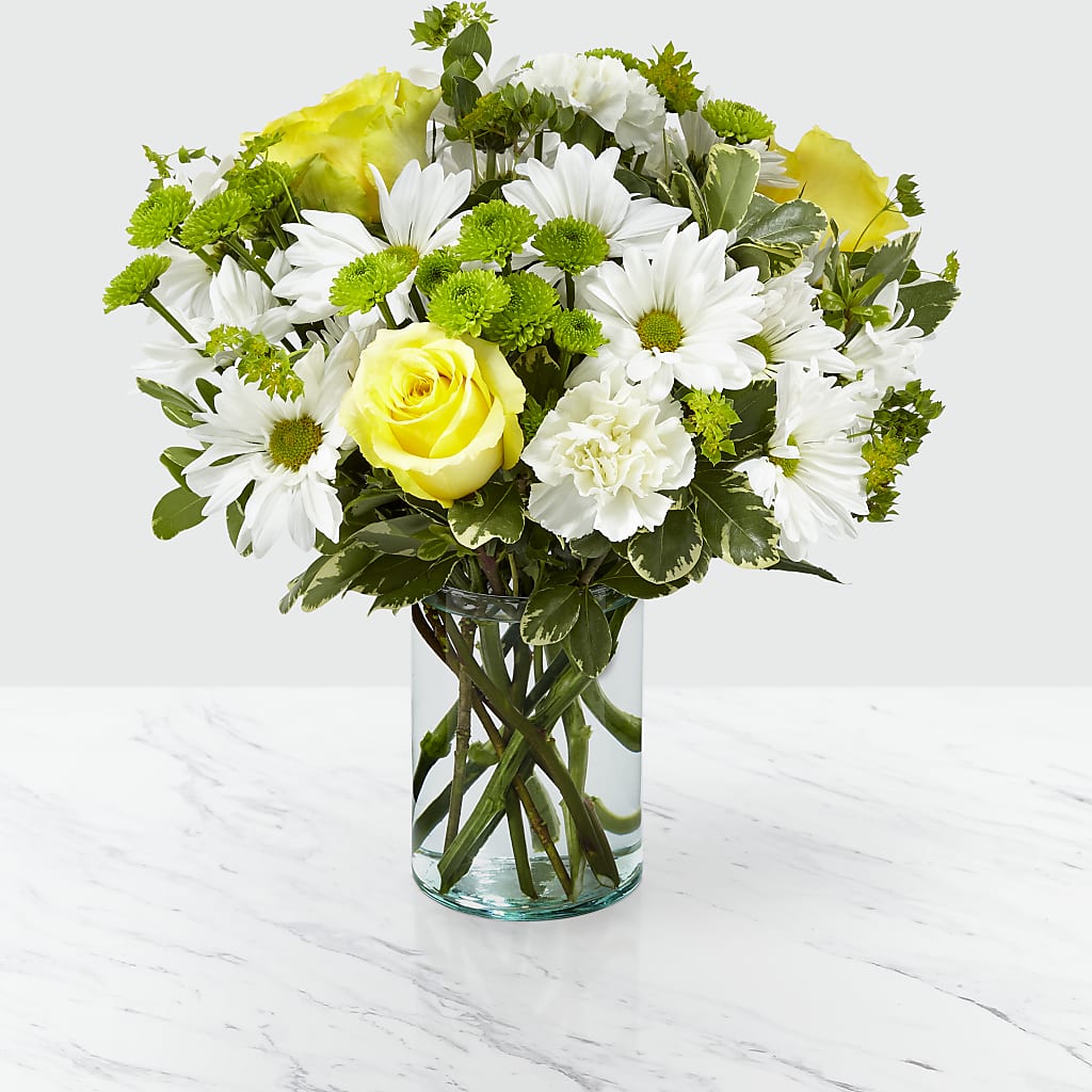 Happy Day Bouquet – Flowers By Mayra Inc, Freeport NY