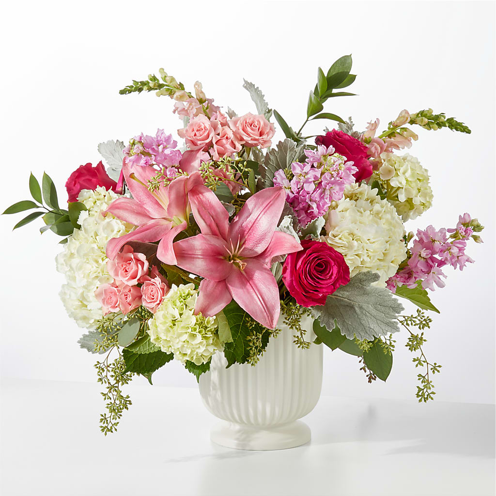 Antique Shopping Bouquet – Flowers By Mayra Inc, Freeport NY