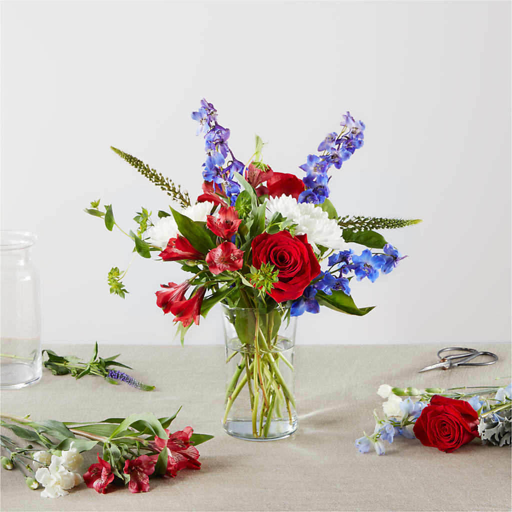 Star Spangled - A Florist Original – Flowers By Mayra Inc, Freeport NY