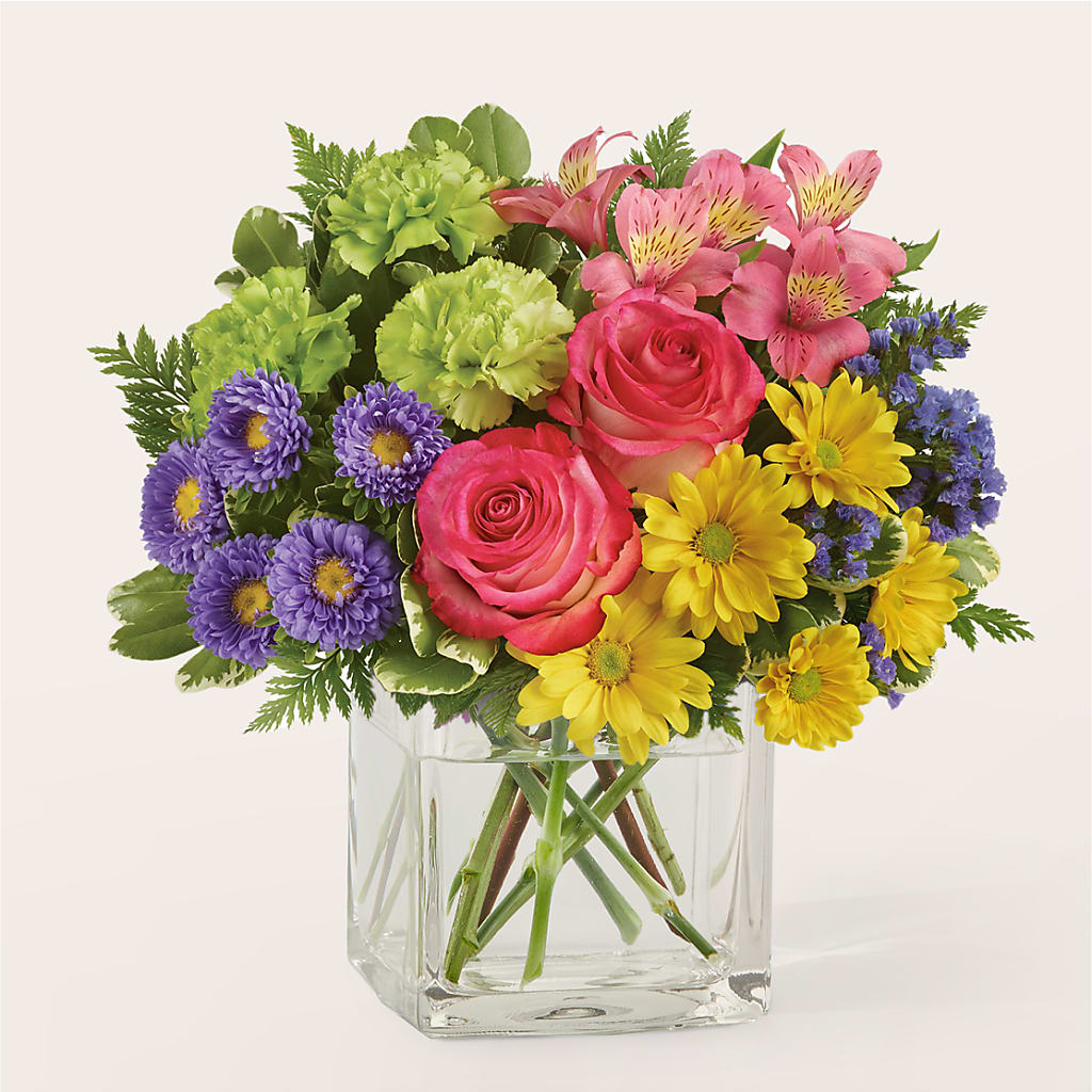 Candy Jar Bouquet – Flowers By Mayra Inc, Freeport NY