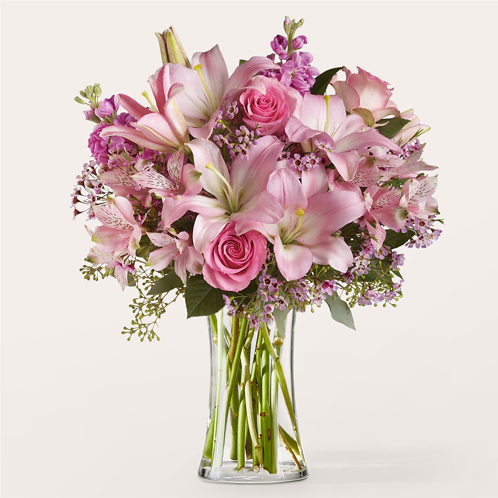 Gentle Gesture Bouquet – Flowers By Mayra Inc, Freeport NY
