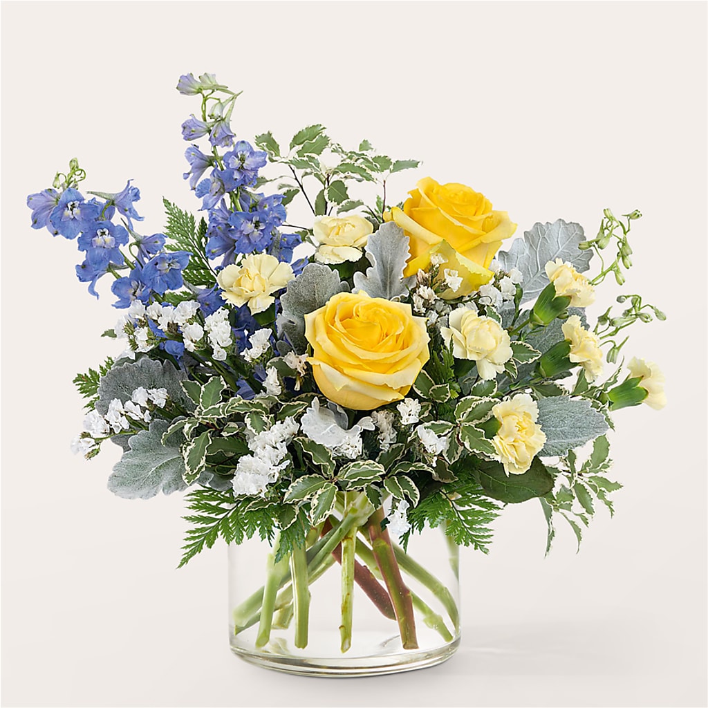 Butterfly Wings Bouquet – Flowers By Mayra Inc, Freeport NY