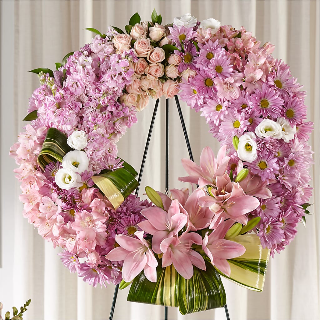 Gift of Warmth Wreath – Flowers By Mayra Inc, Freeport NY