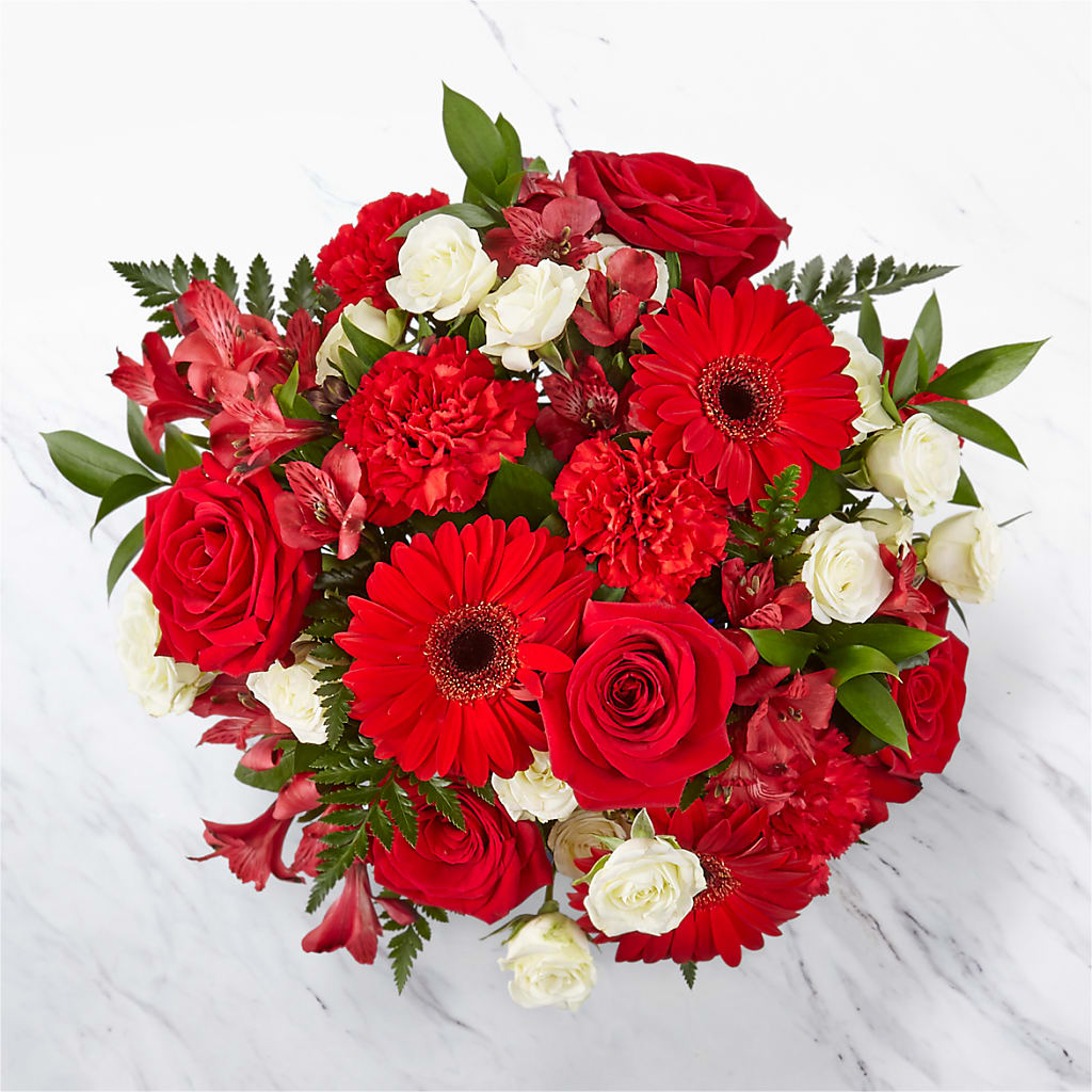 Hearts Embrace Bouquet – Flowers By Mayra Inc, Freeport NY