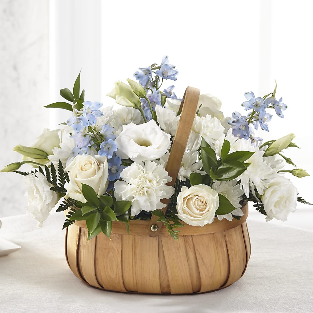 Sincerely Heartfelt Basket – Flowers By Mayra Inc, Freeport NY