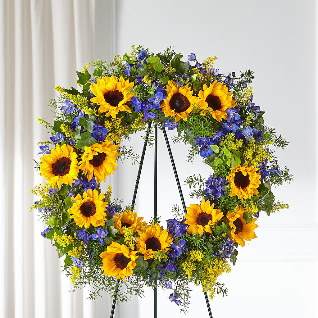 Bright Rays Wreath – Flowers By Mayra Inc, Freeport NY