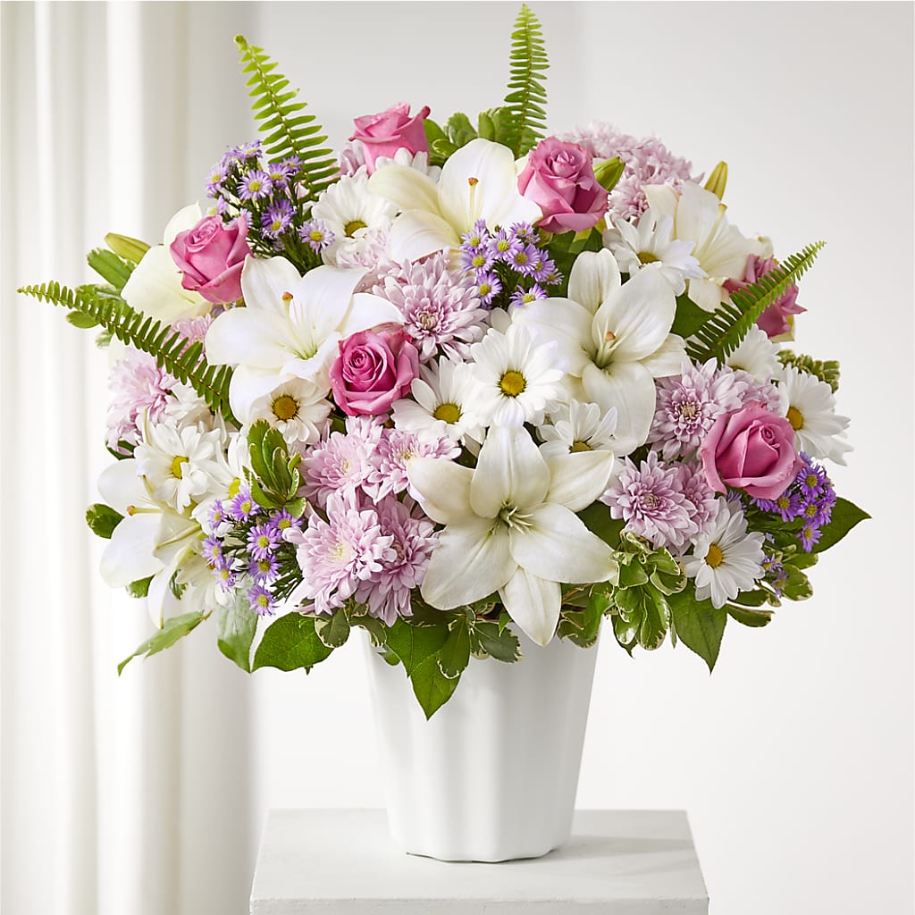 Warmest Thoughts Tabletop Basket – Flowers By Mayra Inc, Freeport NY