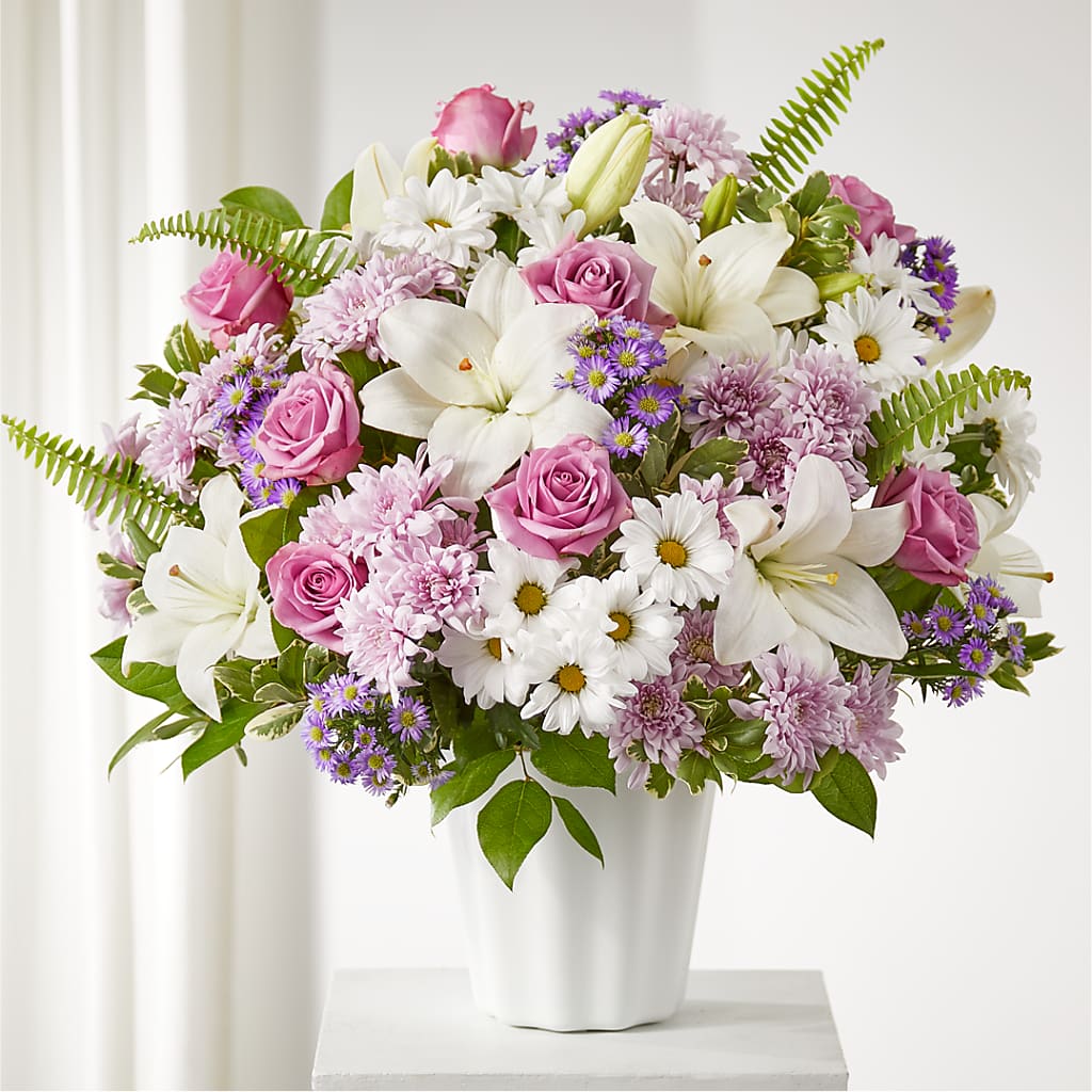 Warmest Thoughts Tabletop Basket – Flowers By Mayra Inc, Freeport NY