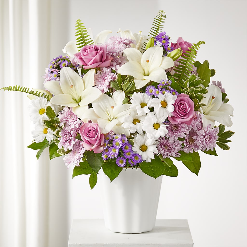 Warmest Thoughts Tabletop Basket – Flowers By Mayra Inc, Freeport NY
