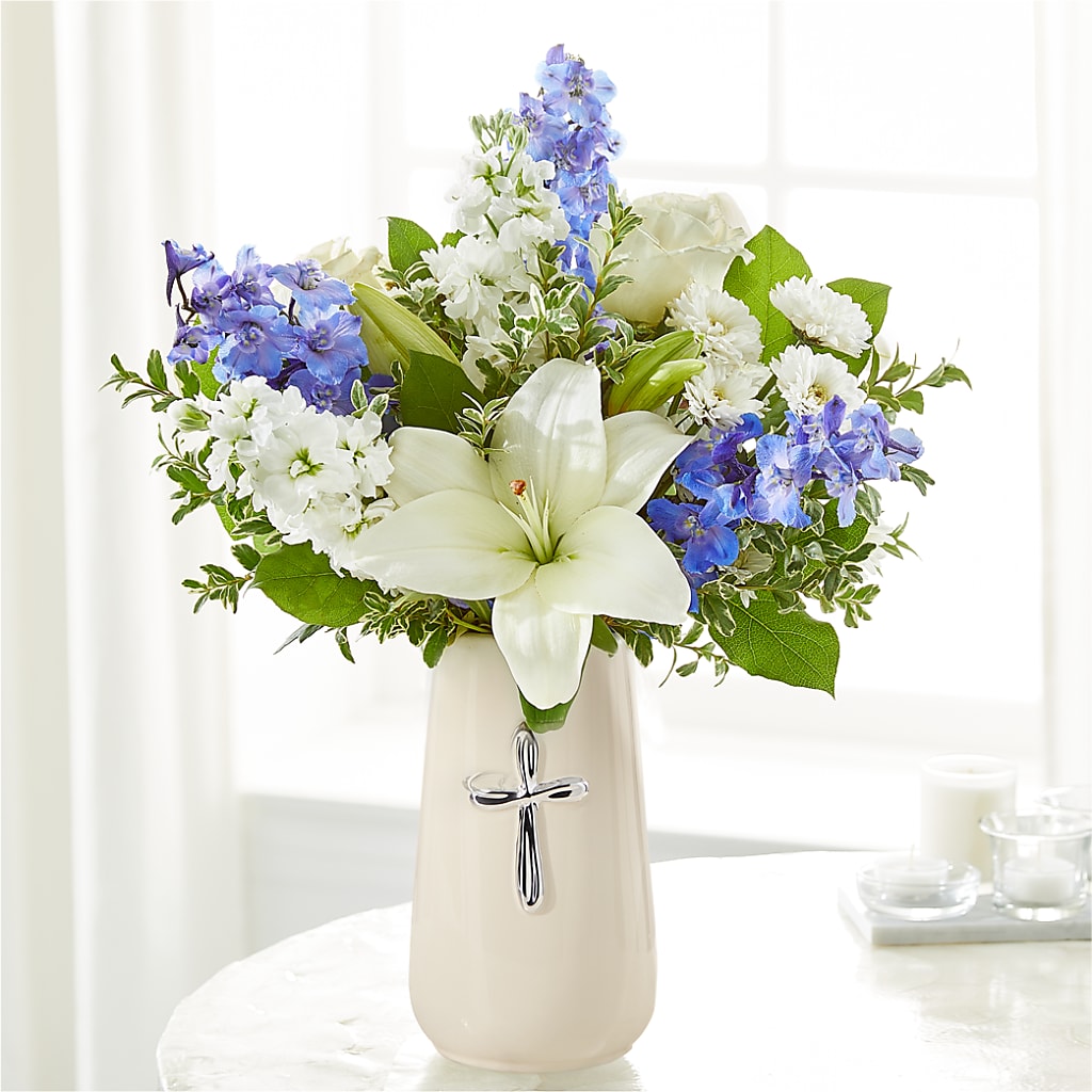 Heavenly Blossoms Bouquet – Flowers By Mayra Inc, Freeport NY