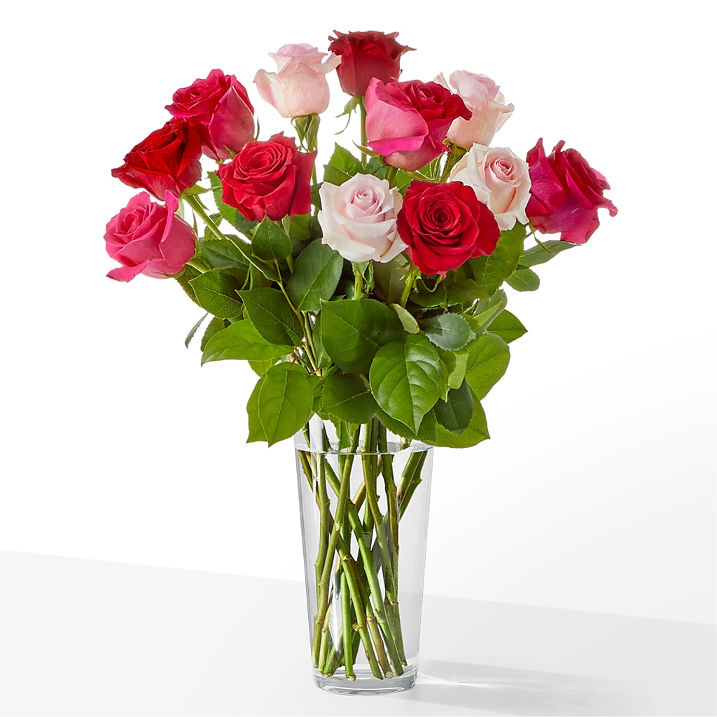 Charming Rose Bouquet – Flowers By Mayra Inc, Freeport NY