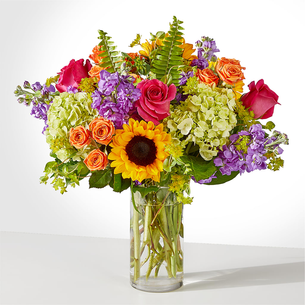 Vibrant Greetings Bouquet – Flowers By Mayra Inc, Freeport NY