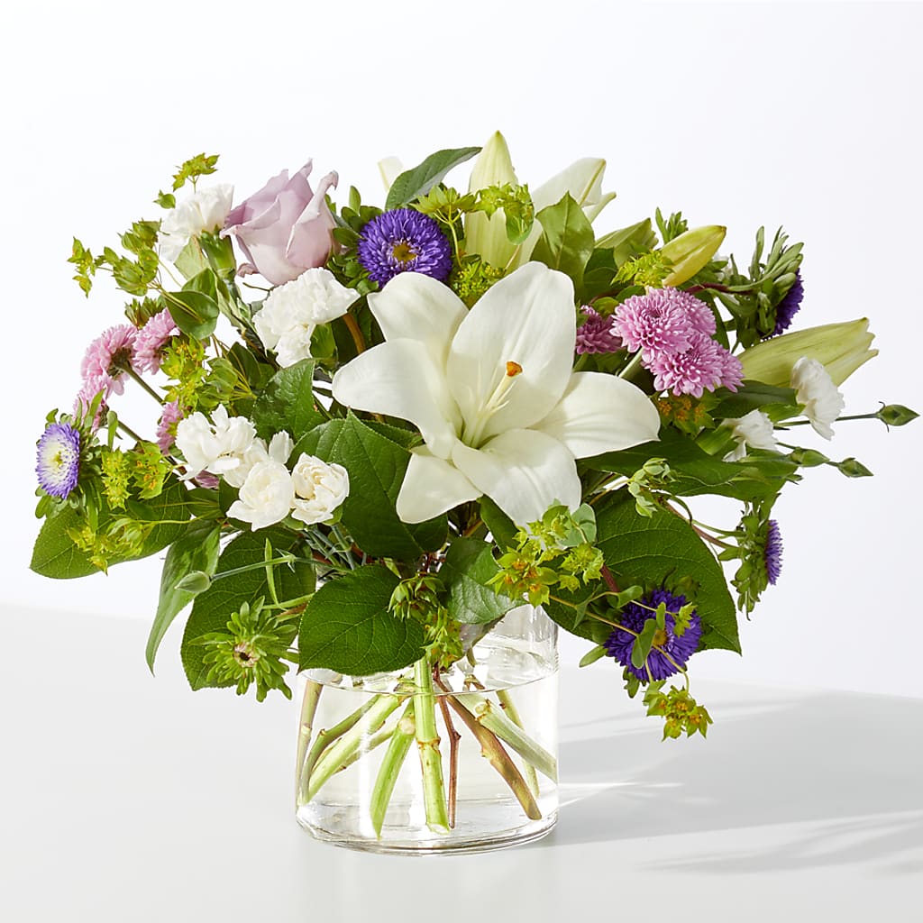 April Showers Bouquet – Flowers By Mayra Inc, Freeport NY