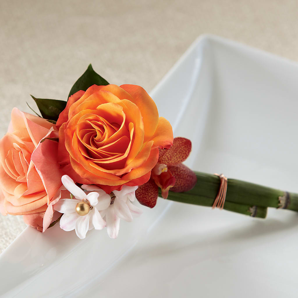 Sunset Dream Boutonniere – Flowers By Mayra Inc, Freeport NY