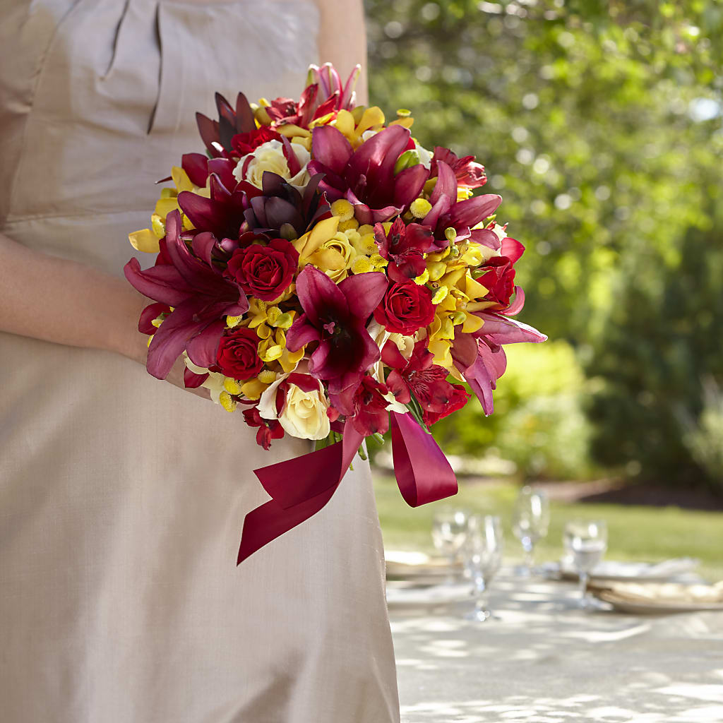 Sunningdale Bouquet – Flowers By Mayra Inc, Freeport NY