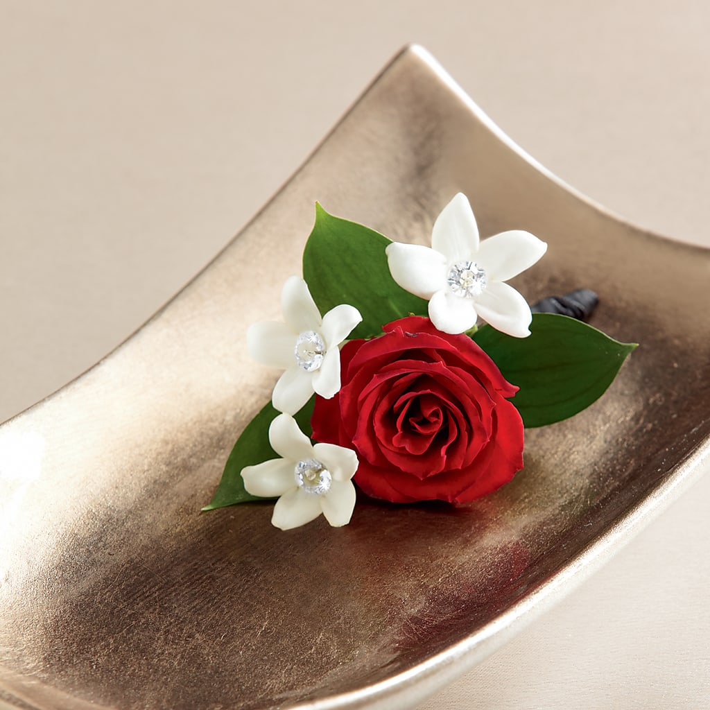 Poetry Boutonniere – Flowers By Mayra Inc, Freeport NY