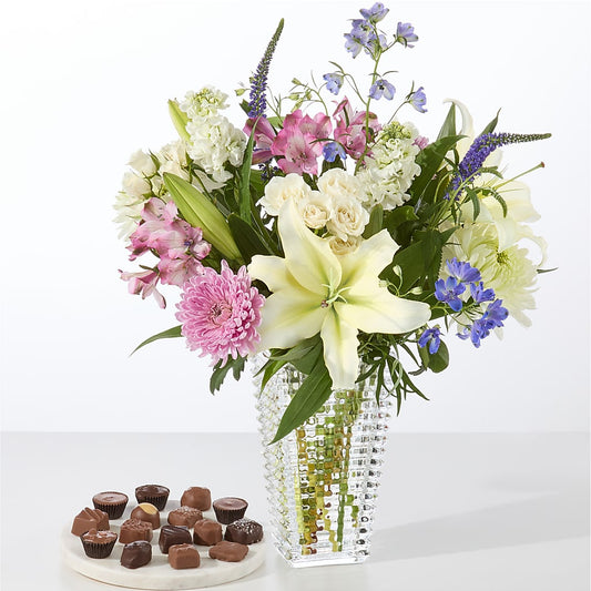 Winter Celebration Bouquet –  Flowers By Mayra Inc, Freeport NY