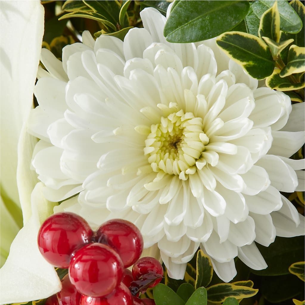 Festive Moments Tree –  Flowers By Mayra Inc, Freeport NY