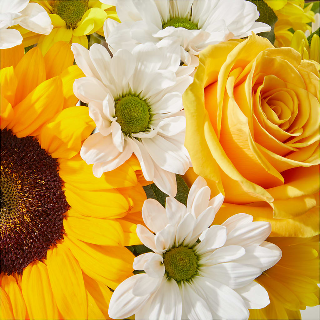 Be Happy Bouquet –  Flowers By Mayra Inc, Freeport NY
