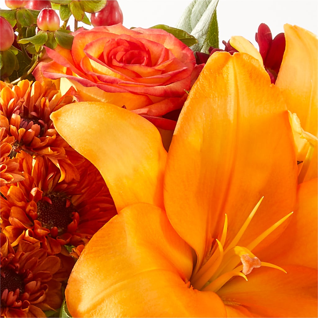 Backyard Bonfire Bouquet –  Flowers By Mayra Inc, Freeport NY