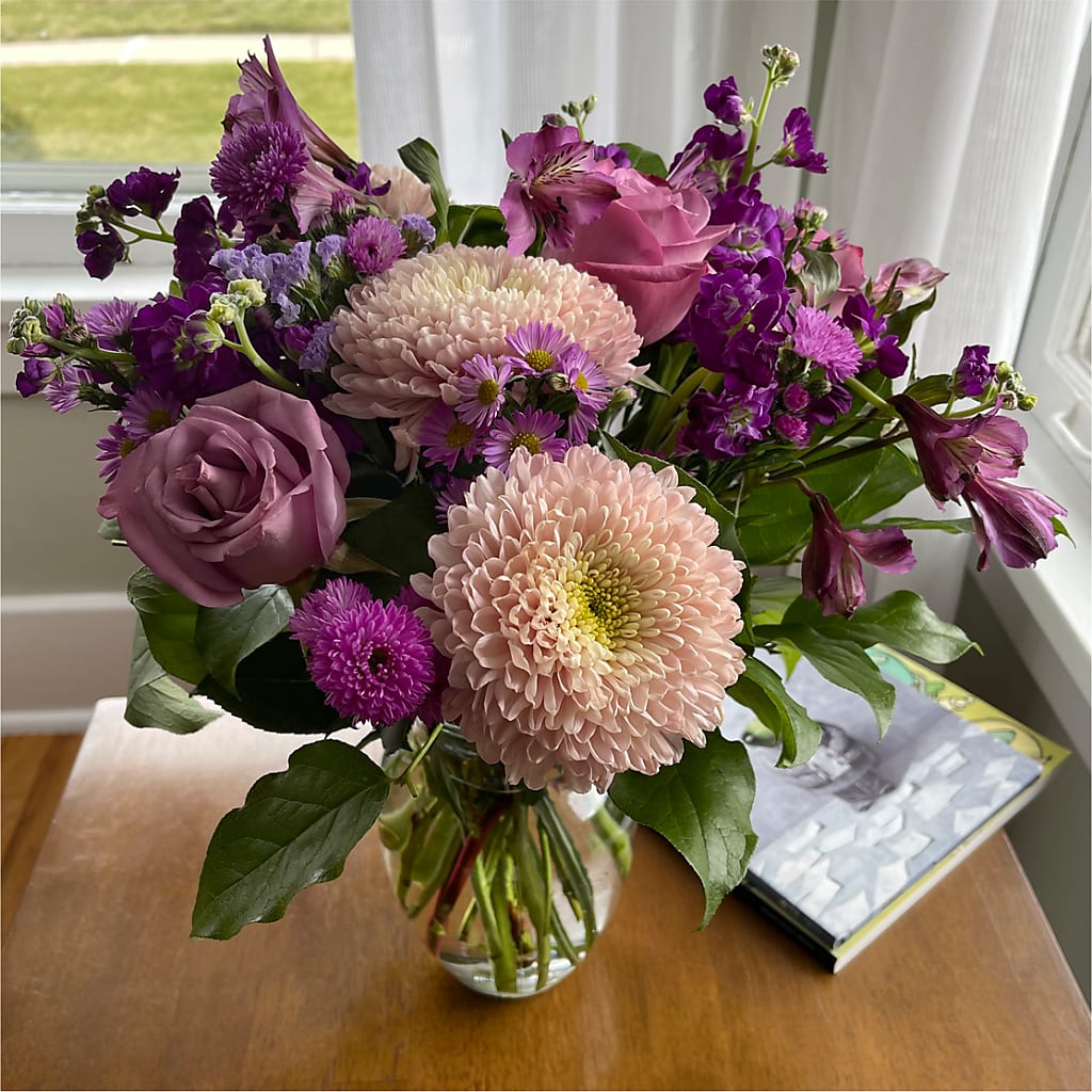 Ultraviolet Bouquet –  Flowers By Mayra Inc, Freeport NY