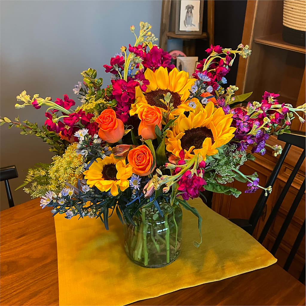 Rays of Life Bouquet –  Flowers By Mayra Inc, Freeport NY
