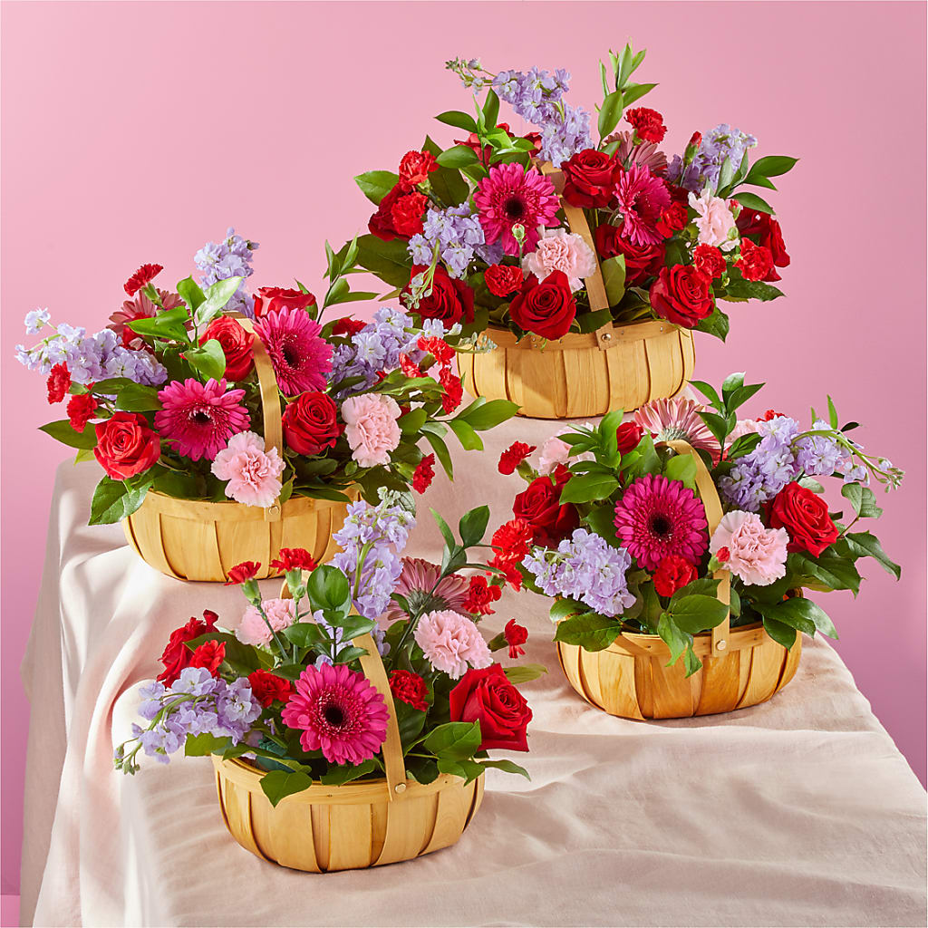 Pink Picnic Basket –  Flowers By Mayra Inc, Freeport NY
