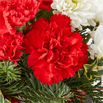 Christmas Market Bouquet –  Flowers By Mayra Inc, Freeport NY