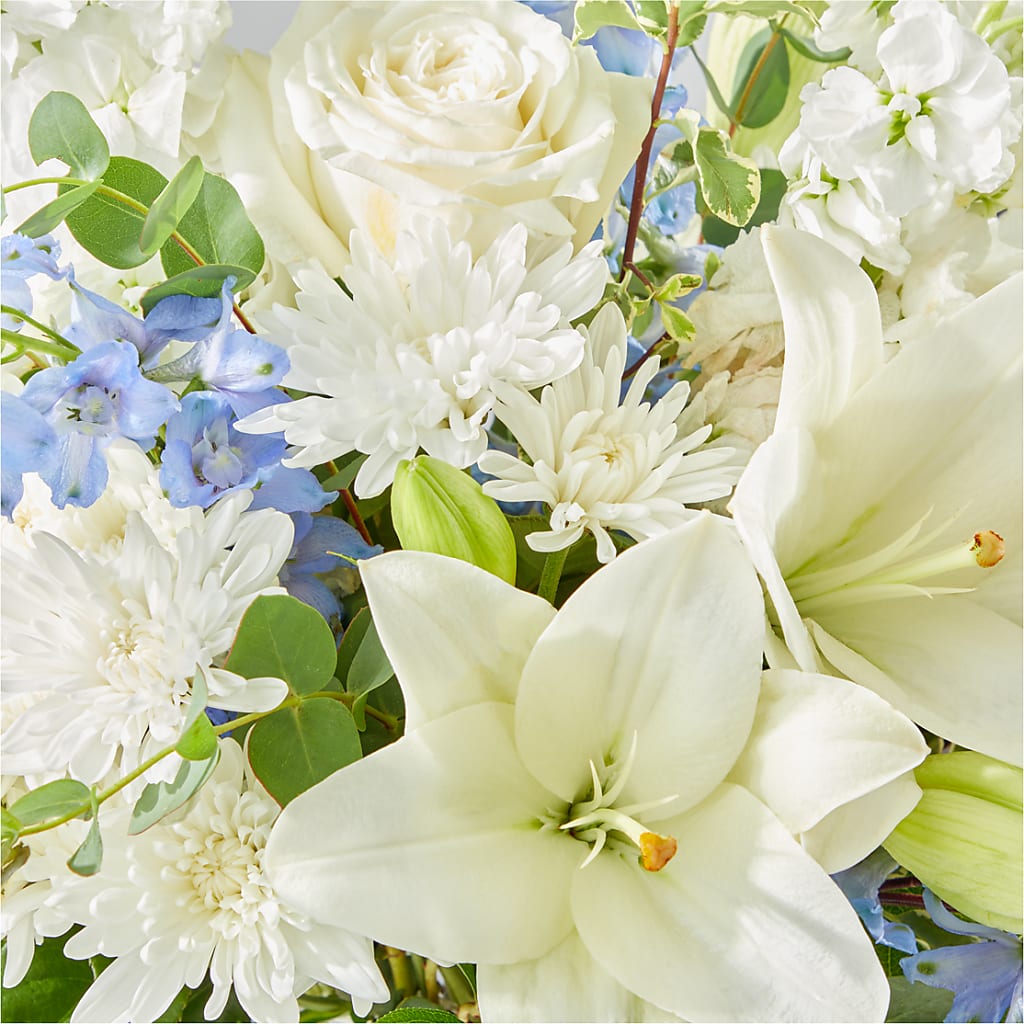Peace of Mind Bouquet –  Flowers By Mayra Inc, Freeport NY