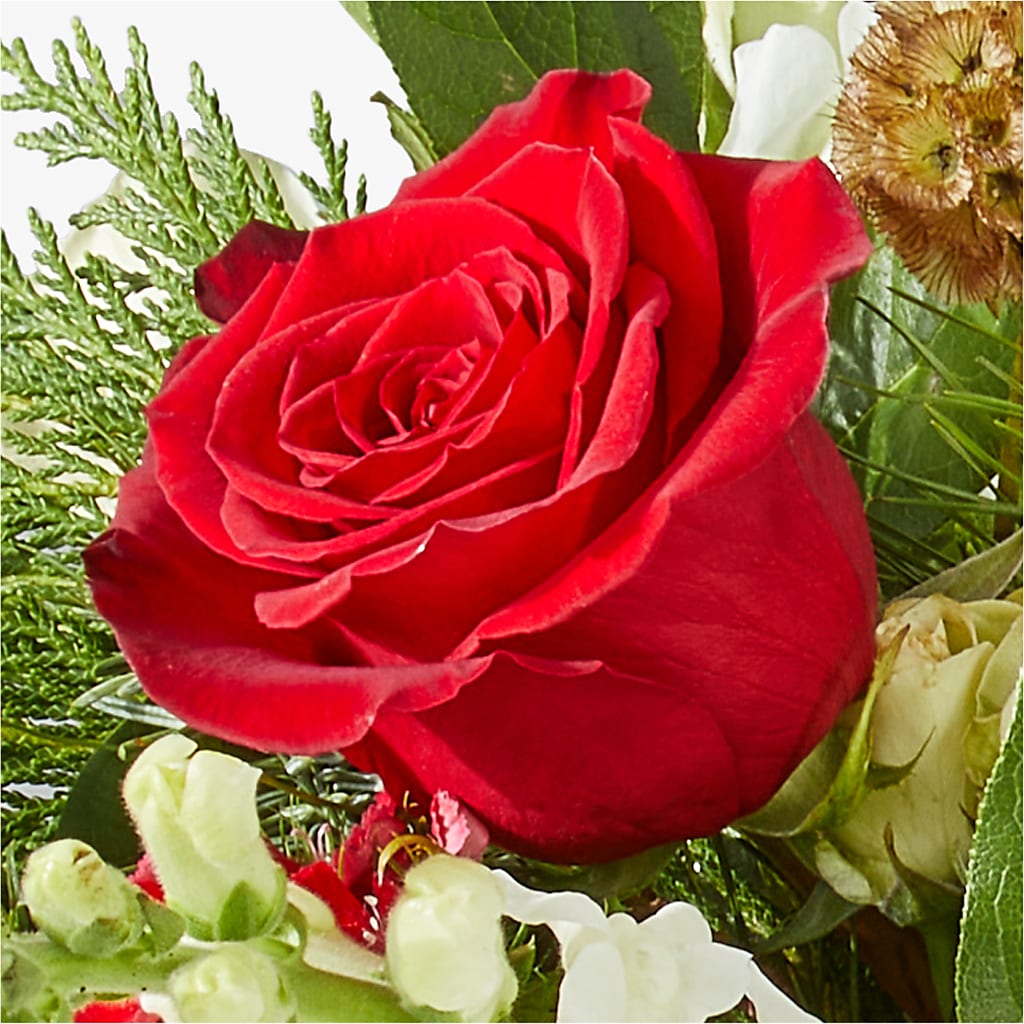 Deck the Halls Bouquet –  Flowers By Mayra Inc, Freeport NY