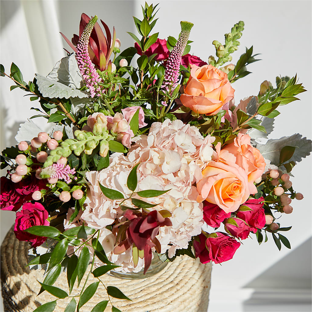 Glitz & Glam Bouquet –  Flowers By Mayra Inc, Freeport NY