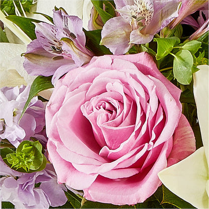 Daydreamer Bouquet –  Flowers By Mayra Inc, Freeport NY